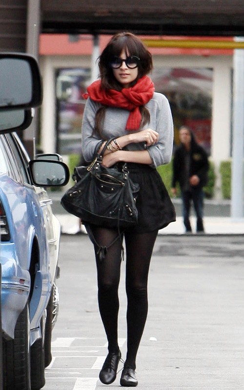 Vanessa Hudgens Outfits 2010. The whole outfit is simply